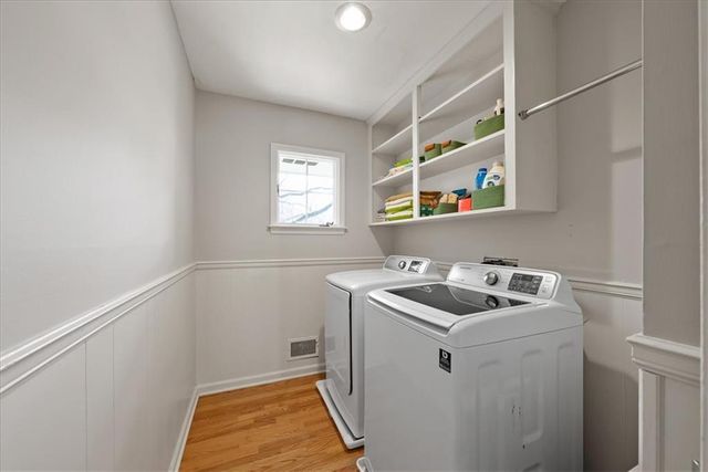 2700 W 104th Terrace, Leawood, KS 66206