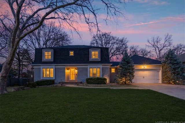 2700 W 104th Terrace, Leawood, KS 66206