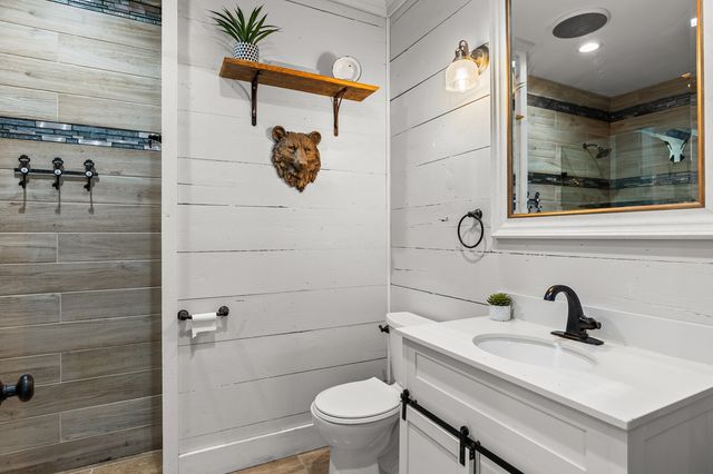 1815 S 12TH Street, Waco, TX 76706