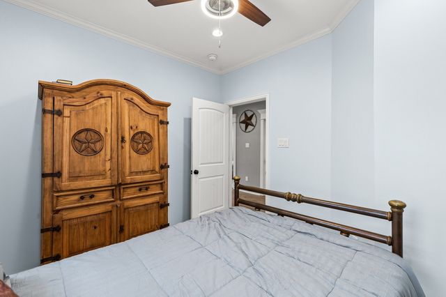 1815 S 12TH Street, Waco, TX 76706