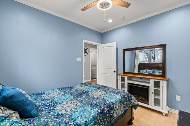 1815 S 12TH Street, Waco, TX 76706