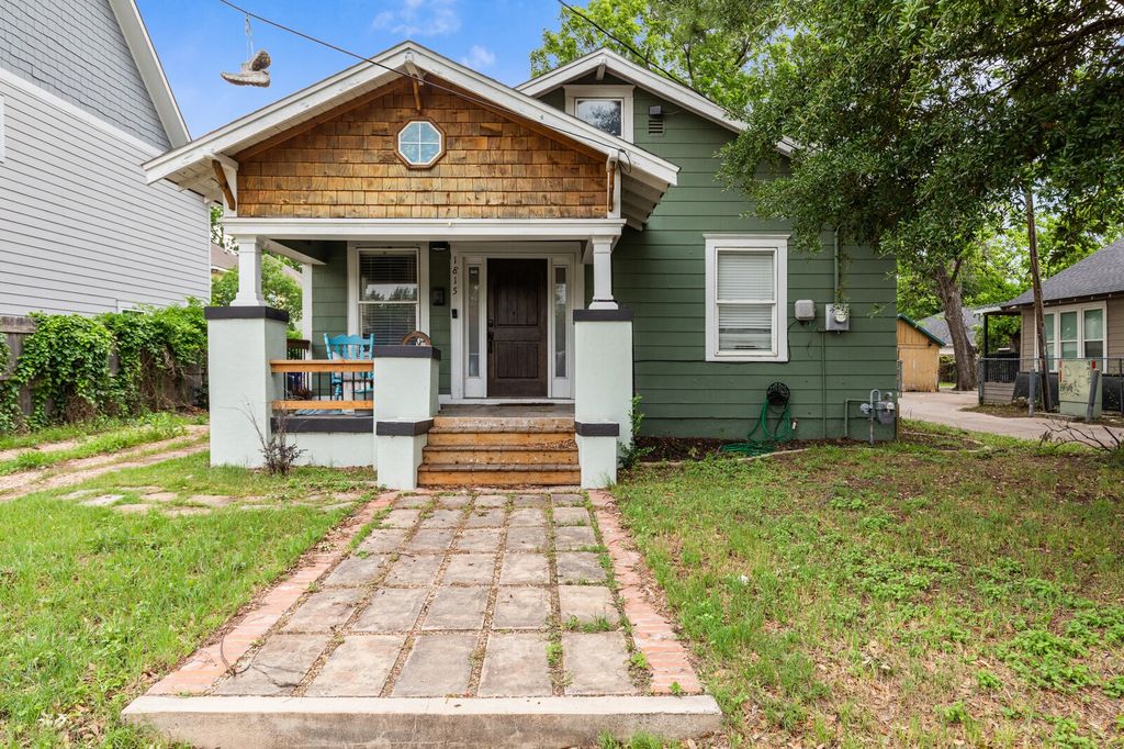 1815 S 12TH Street, Waco, TX 76706