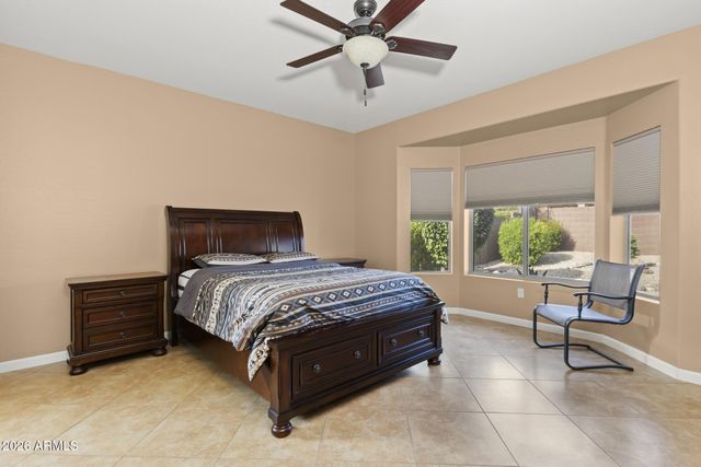 18607 N DIAMOND Drive, Surprise, AZ 85374