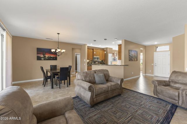 18607 N DIAMOND Drive, Surprise, AZ 85374