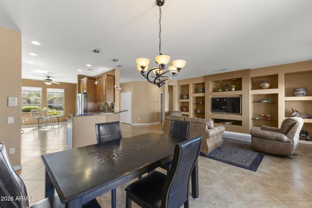18607 N DIAMOND Drive, Surprise, AZ 85374