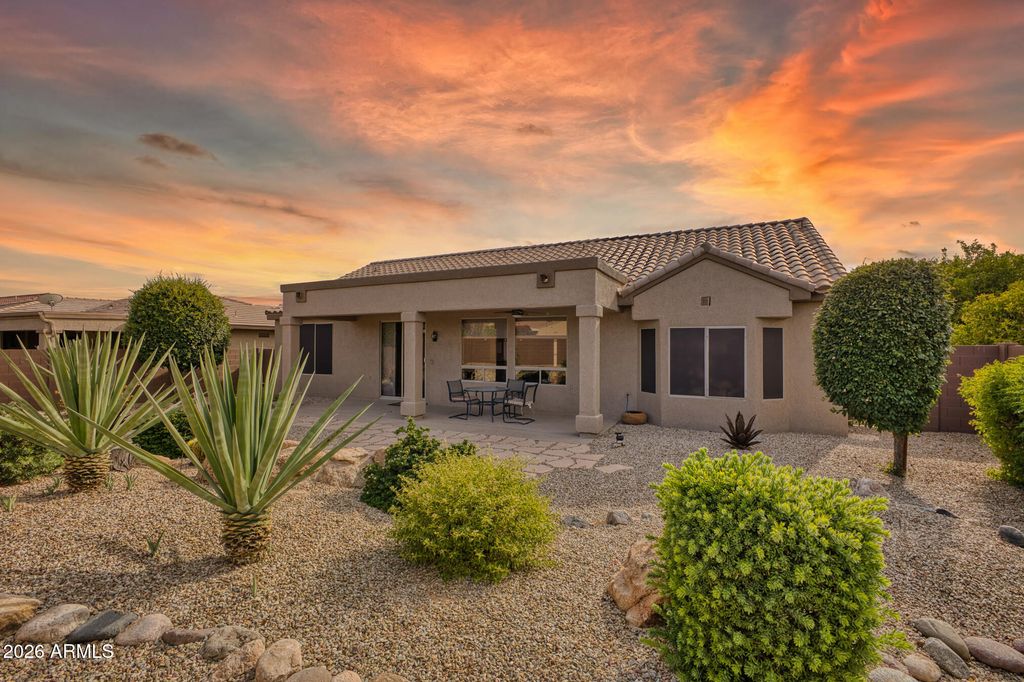 18607 N DIAMOND Drive, Surprise, AZ 85374 — photo 4