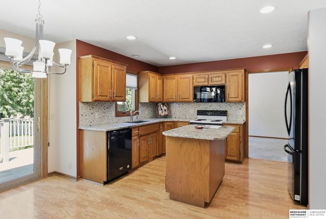 13404 Hillsborough Drive, Omaha, NE 68164