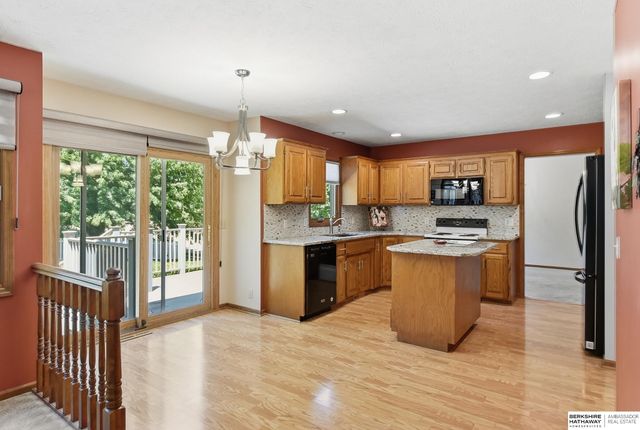13404 Hillsborough Drive, Omaha, NE 68164