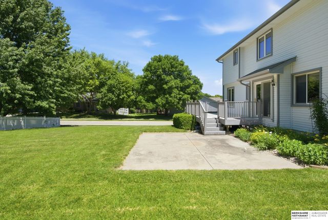 13404 Hillsborough Drive, Omaha, NE 68164