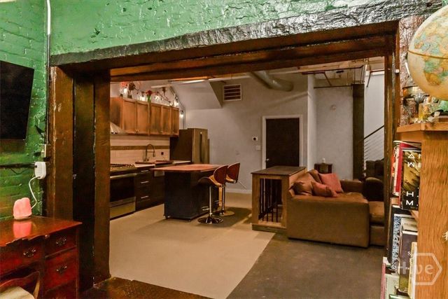 585 White Circle 17, Athens, GA 30605