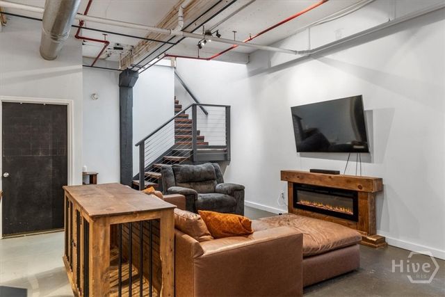 585 White Circle 17, Athens, GA 30605