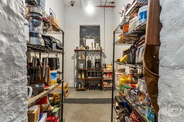 585 White Circle 17, Athens, GA 30605