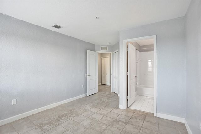 2137 Shoma Drive 156 Bldg 17, Wellington, FL 33414