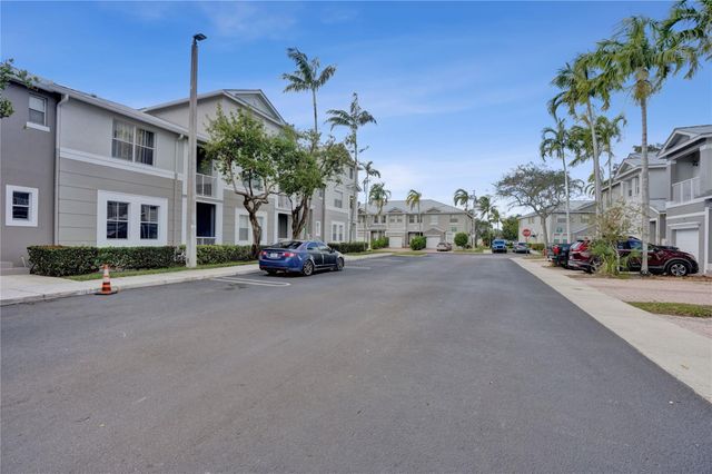 2137 Shoma Drive 156 Bldg 17, Wellington, FL 33414