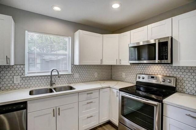 3801 Broyles Street, Houston, TX 77026