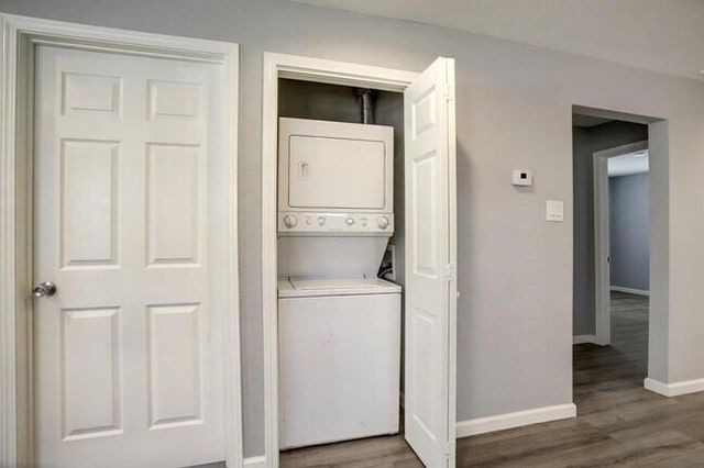 3801 Broyles Street, Houston, TX 77026