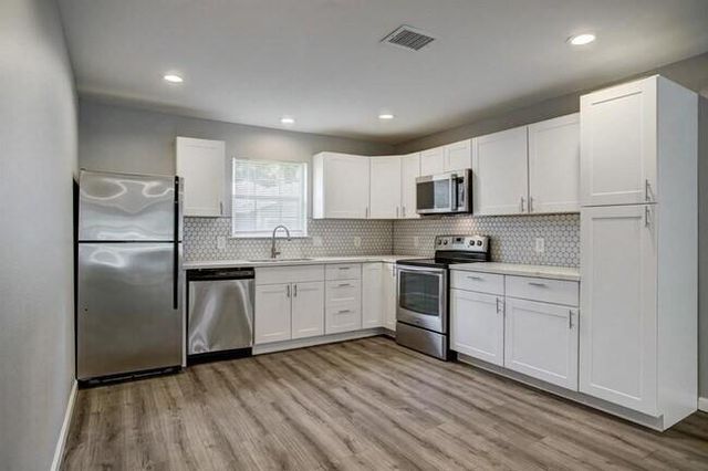 3801 Broyles Street, Houston, TX 77026