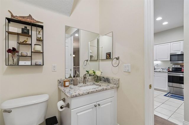 6814 S FAUL STREET, Tampa, FL 33616