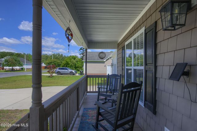 105 Sages Ridge Drive, Holly Ridge, NC 28445