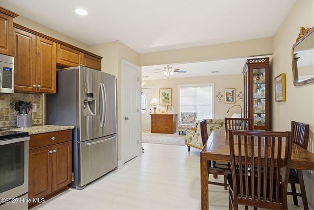 105 Sages Ridge Drive, Holly Ridge, NC 28445