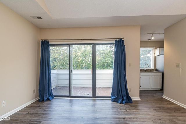 1021 Brighthurst Drive 307, Raleigh, NC 27605