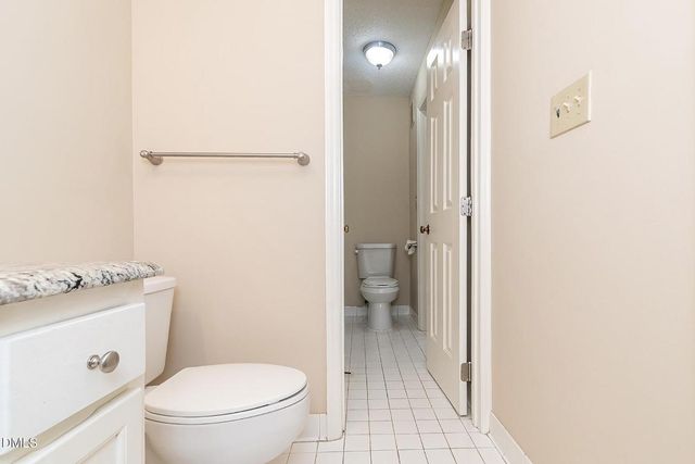 1021 Brighthurst Drive 307, Raleigh, NC 27605