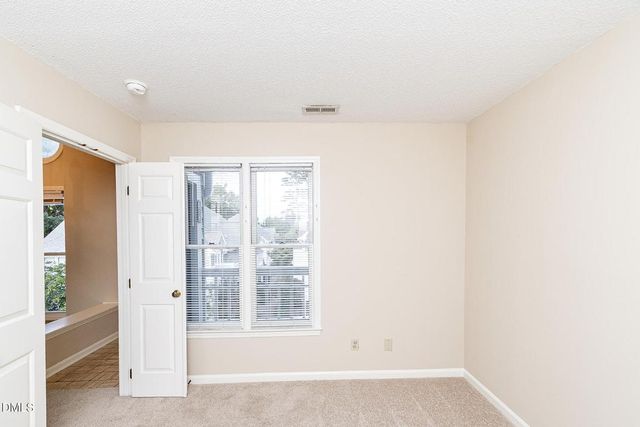 1021 Brighthurst Drive 307, Raleigh, NC 27605