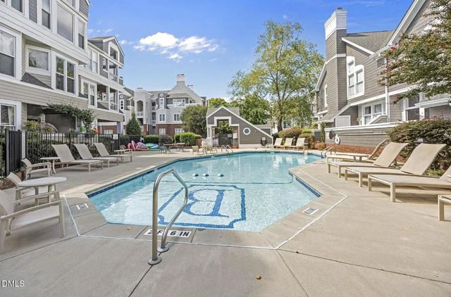 1021 Brighthurst Drive 307, Raleigh, NC 27605