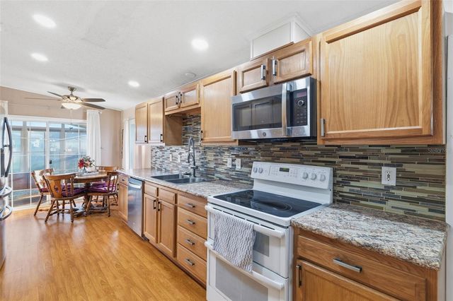 117 EOLA PARK DRIVE, Davenport, FL 33897