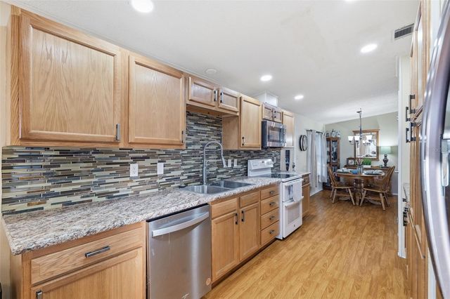 117 EOLA PARK DRIVE, Davenport, FL 33897