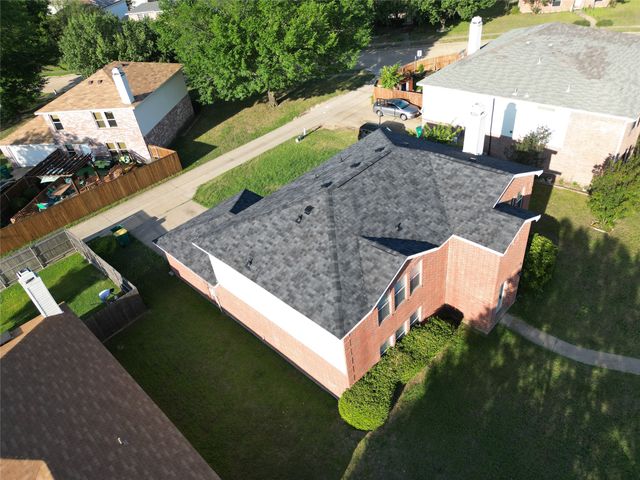 652 Lowe Drive, Cedar Hill, TX 75104