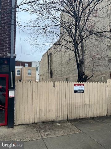 2038 FRANKFORD AVE, Philadelphia, PA 19125