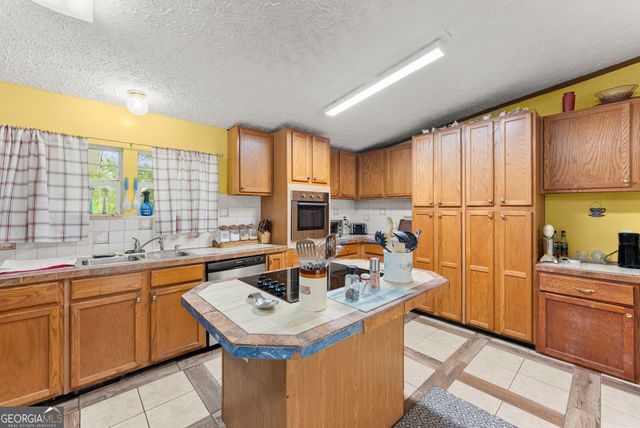 1533 Scenic Drive, Toccoa, GA 30577