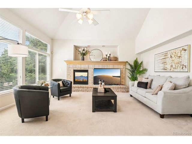 15732 W 72nd Cir, Arvada, CO 80007