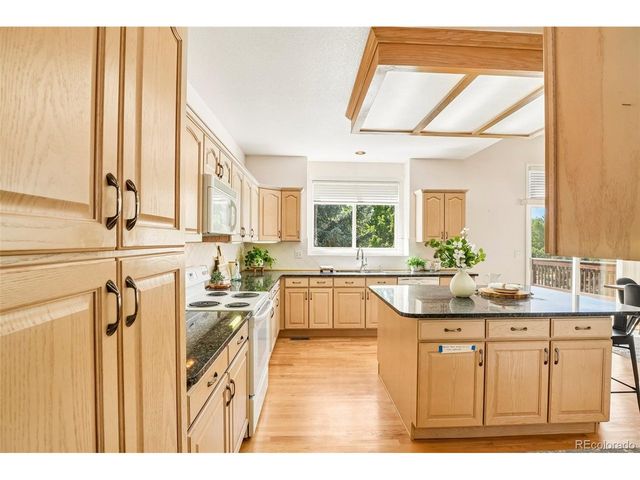 15732 W 72nd Cir, Arvada, CO 80007