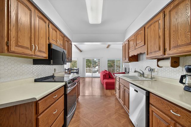 163 Pine Hill Lake Drive, Hanover Twp, MI 49246