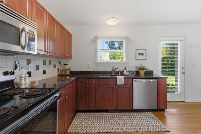 940 Gale Ln Apt 132, Nashville, TN 37204
