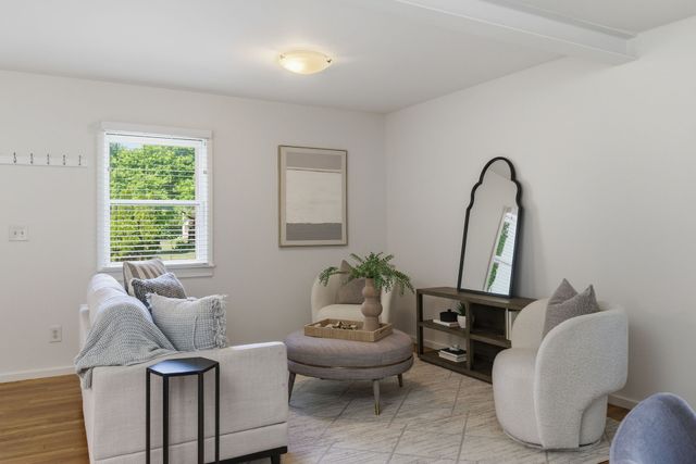 940 Gale Ln Apt 132, Nashville, TN 37204