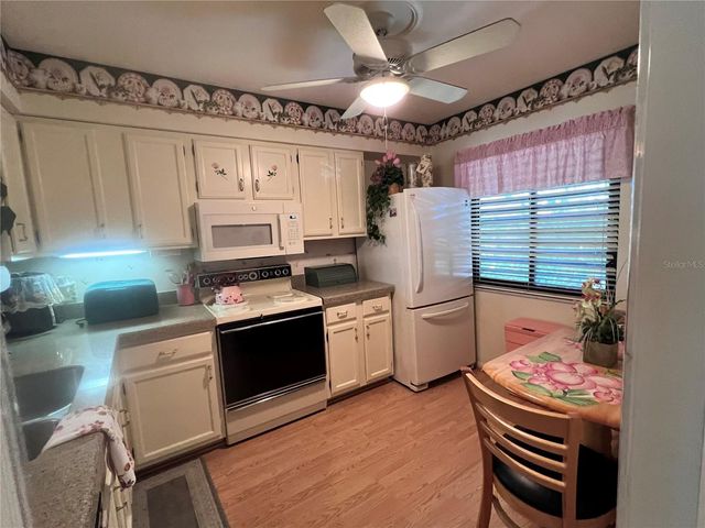 5221 LAKE VILLAGE DRIVE 24, Sarasota, FL 34235