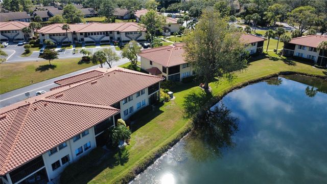 5221 LAKE VILLAGE DRIVE 24, Sarasota, FL 34235