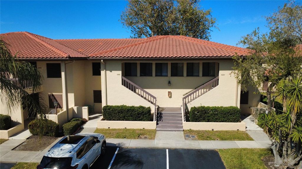 5221 LAKE VILLAGE DRIVE 24, Sarasota, FL 34235