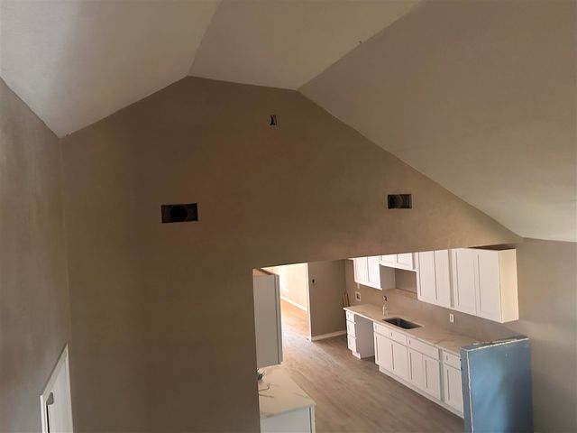 305 SW J Ave, Lawton, OK 73501