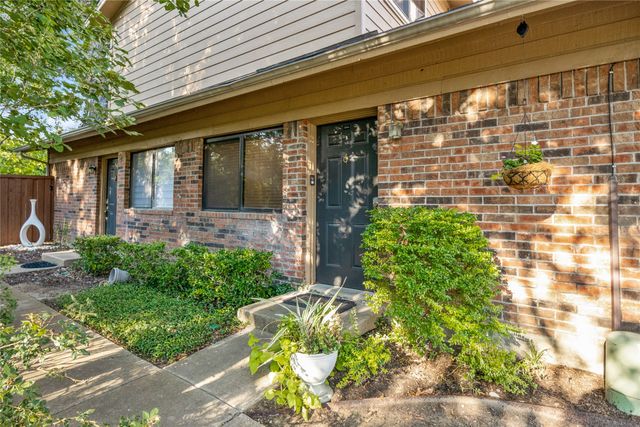 5744 Cedar Creek Drive, Benbrook, TX 76109