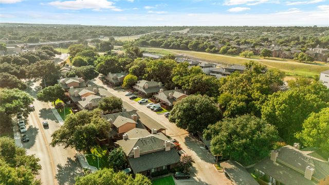 5744 Cedar Creek Drive, Benbrook, TX 76109