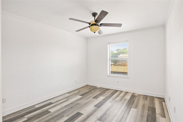 5744 Cedar Creek Drive, Benbrook, TX 76109