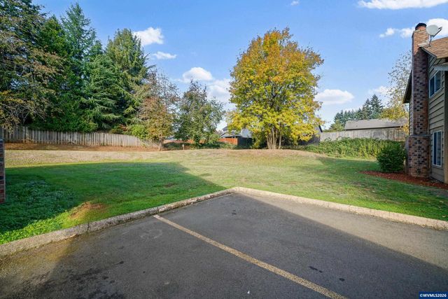 1339 Madras St SE, Salem, OR 97306