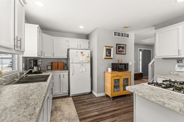 1967 Alinda Avenue, Ottawa, IL 61350