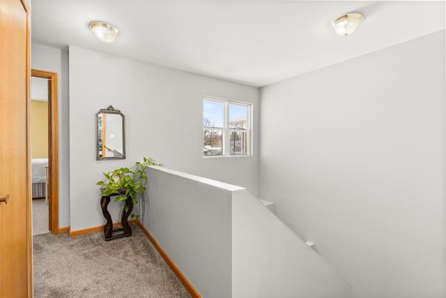 1967 Alinda Avenue, Ottawa, IL 61350