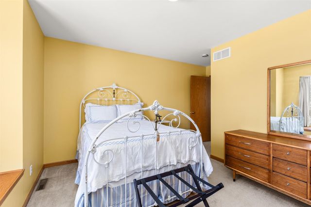 1967 Alinda Avenue, Ottawa, IL 61350