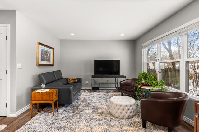 1967 Alinda Avenue, Ottawa, IL 61350